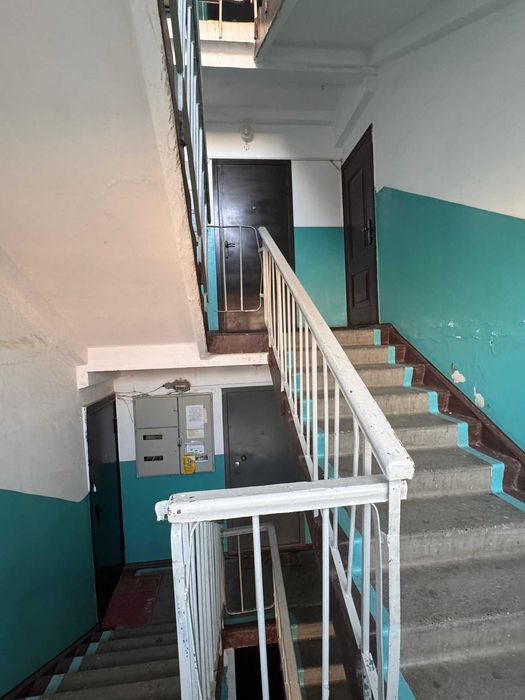 Продам 3х комн кв 8мкр