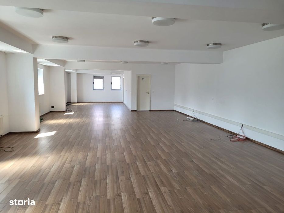 Comision 0%. Spațiu comercial /birouri/ , 183 mp, zona C. Dumbrăvi
