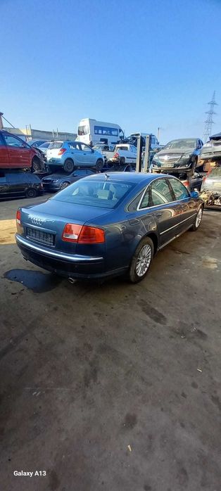 Audi A8 AN 2005  Dezmembrez/Dezmembram