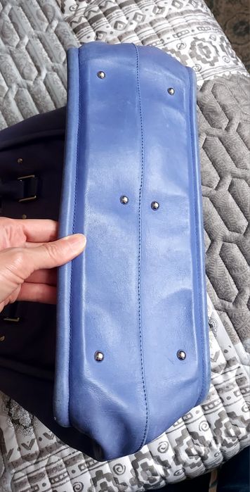 Стильная сумка от Texier