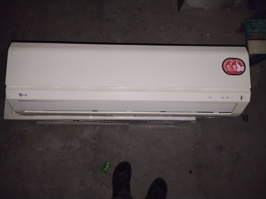 Konditsioner LG 12 sotiladi