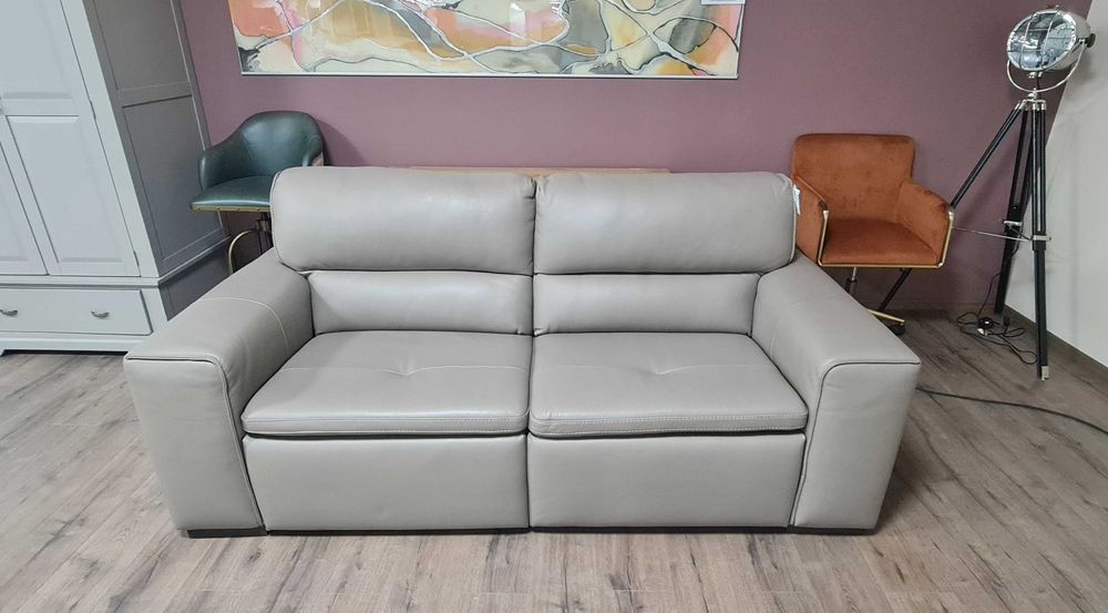 Бежов италиански диван тройка "Cubo" с електрически релакс механизъм