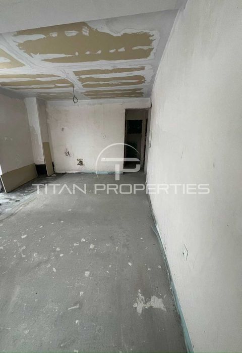 Продава се Двустаен апартамент в Пловдив, Коматевски възел - 56 кв.м за 688 €/кв.м - Снимка #1