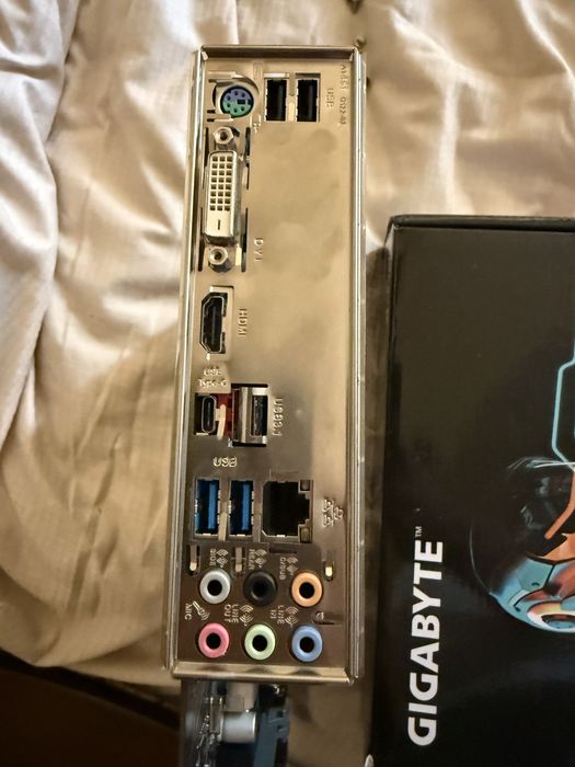 Kit Upgrade Intel - Placă de bază B360 + Procesor i5-9400F + Cooler (Socket 1151)