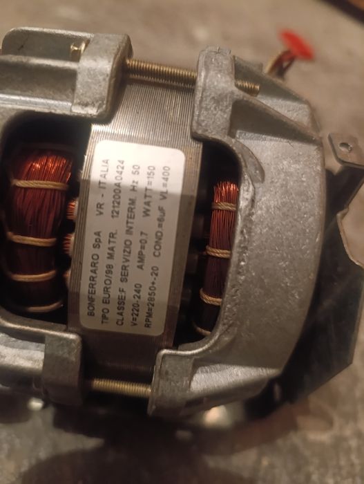 Помпа за съдомиялна машина Whirlpool /Bonferraro Euro98/Matr. 121200A0