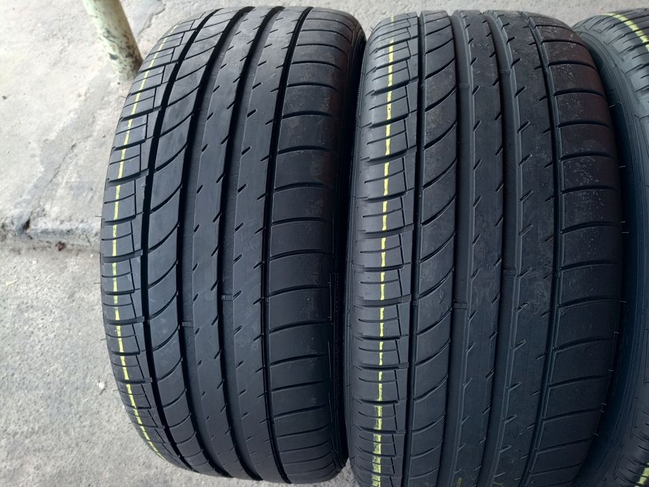 4 anvelope de vara ca noi Dunlop 275/40 R22 dot 0819