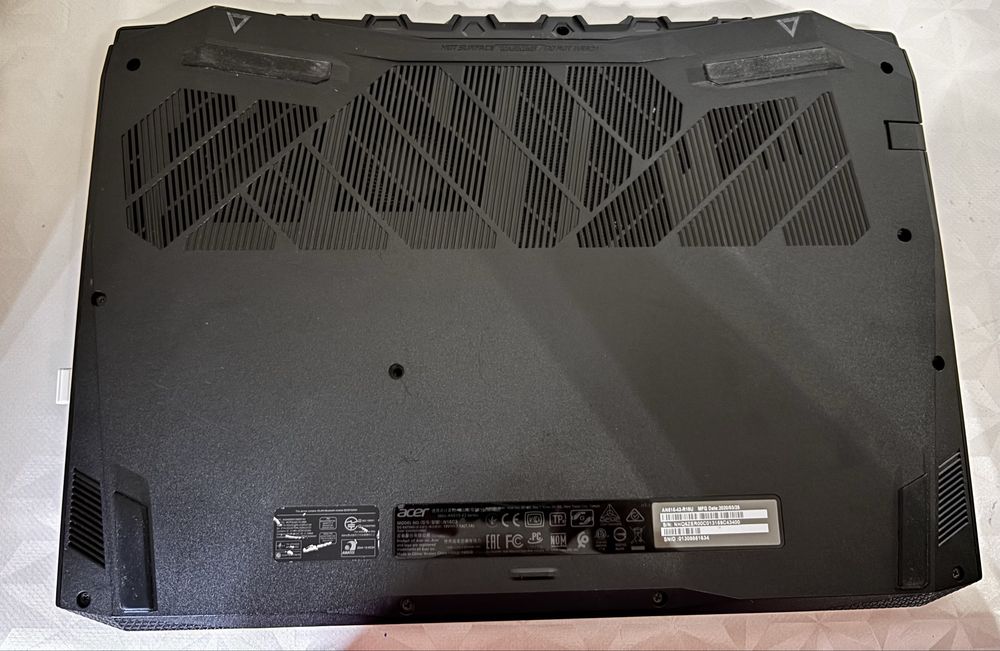 Acer Nitro 5 AN515-43-R18U