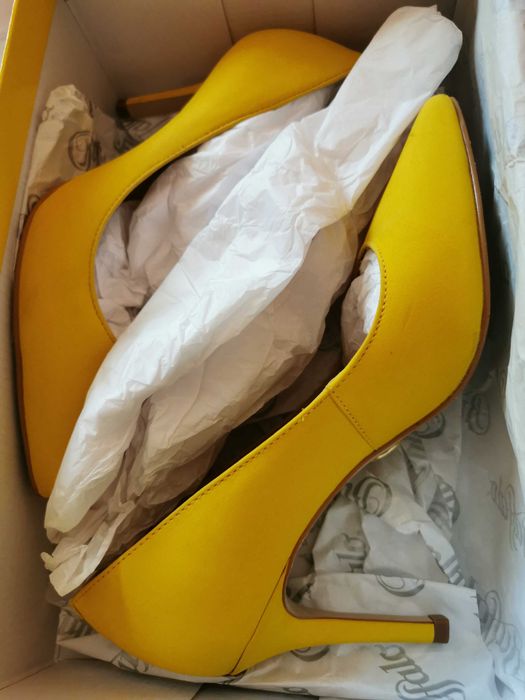 Pantofi stiletto - Buffalo