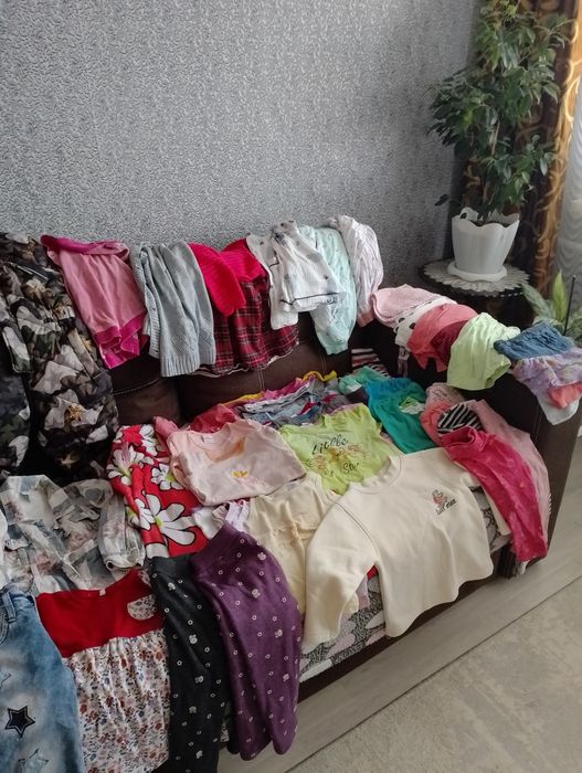 Продам детские вещи