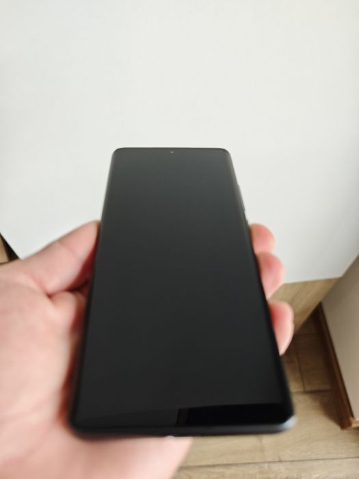 Xiaomi 12 8gb RAM + 256 GB