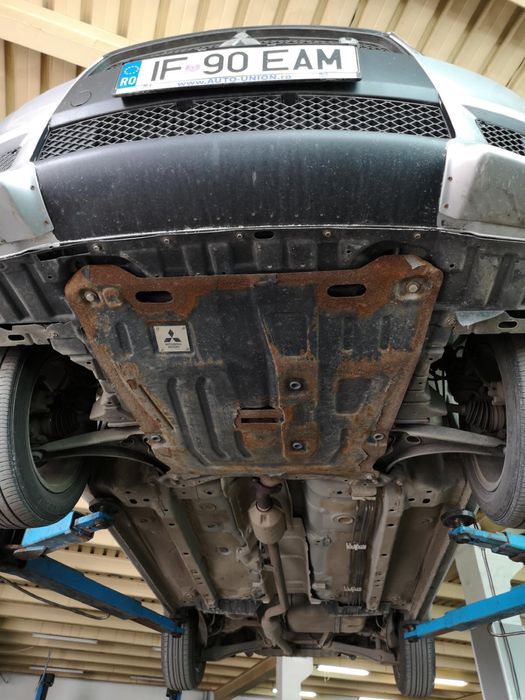 Vand Mitsubishi Lancer 1.6 Benzina 2013 (unic proprietar)