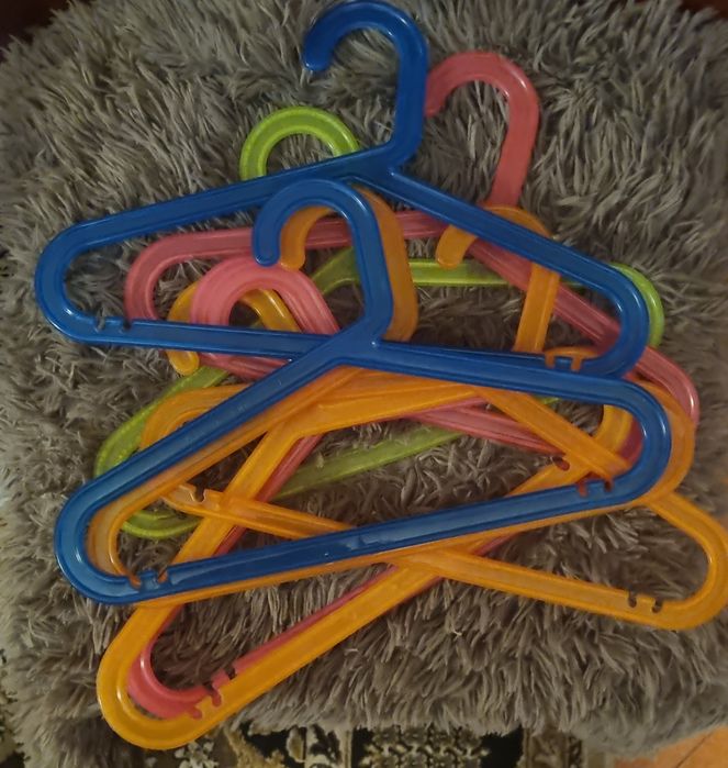 Детски закачалки ikea