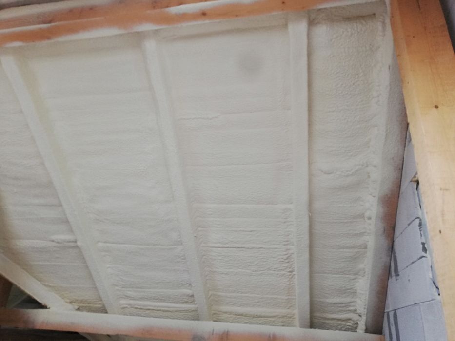 Izolații cu spumă poliuretanică