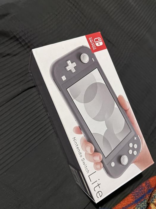 Nintendo Switch Lite нов