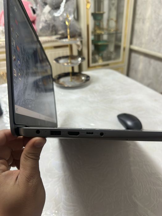 Lenova ideapad 3 noutbuk sotiladi