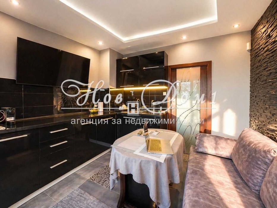 Продава се Двустаен апартамент в Варна, Младост 2 - 47 кв.м за 1465 €/кв.м - Снимка #1