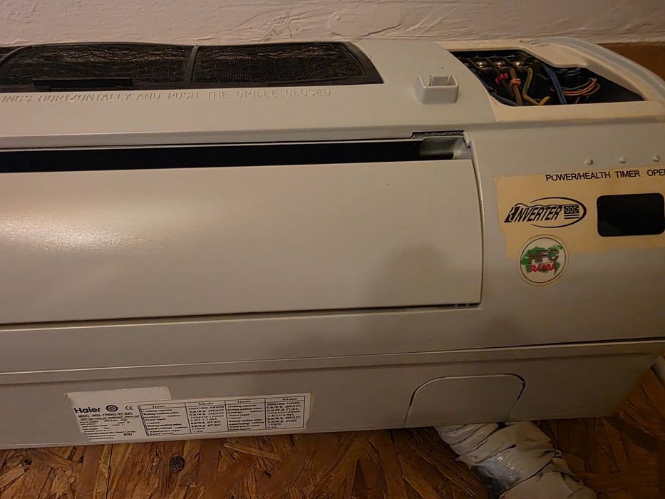 Продавам  Климатик HAIER