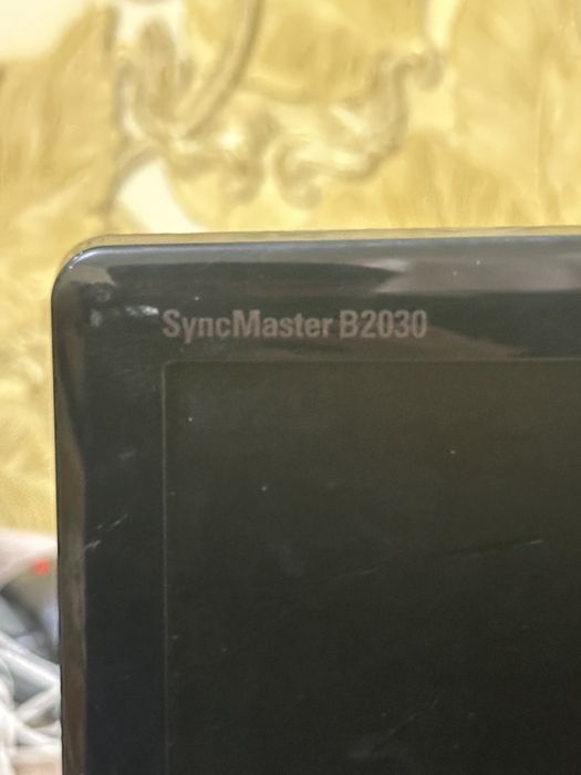 Монитор Samsung SyncMaster B2030