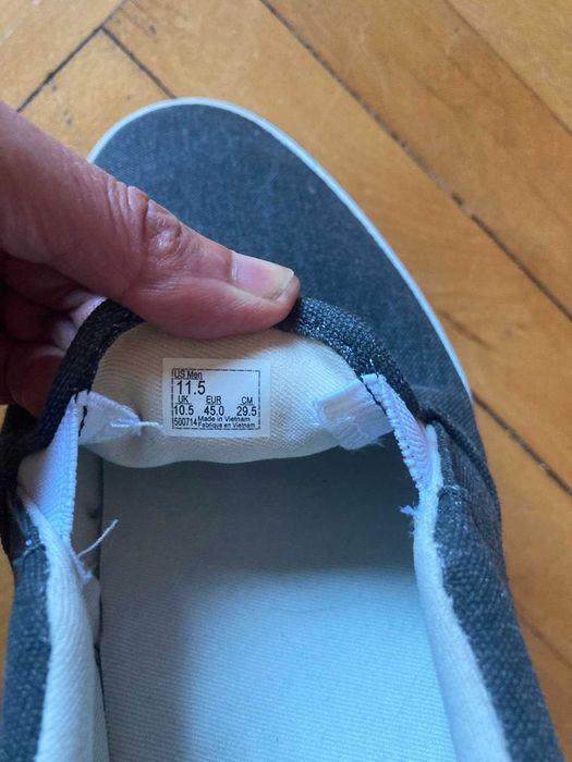 Мъжки гуменки Vans номер 45 нови