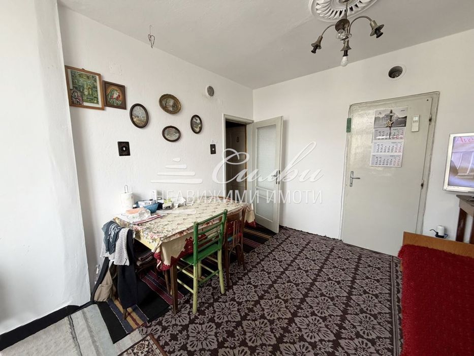 Четиристаен ТУХЛЕН апартамент в района на РУМ!