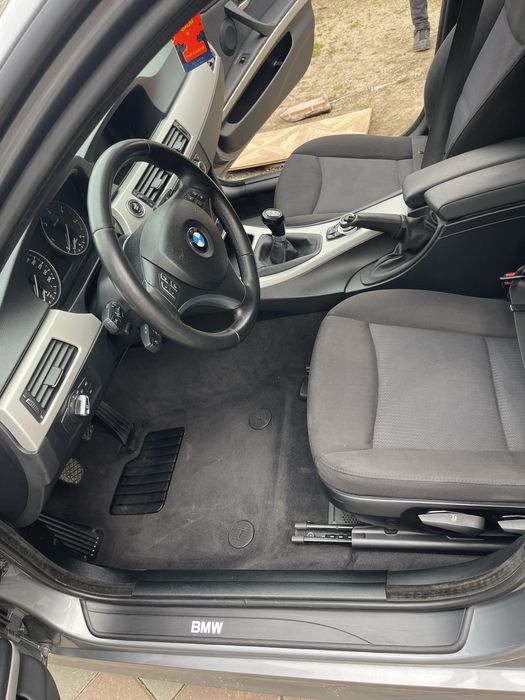Vand bmw e91 320d 177cp