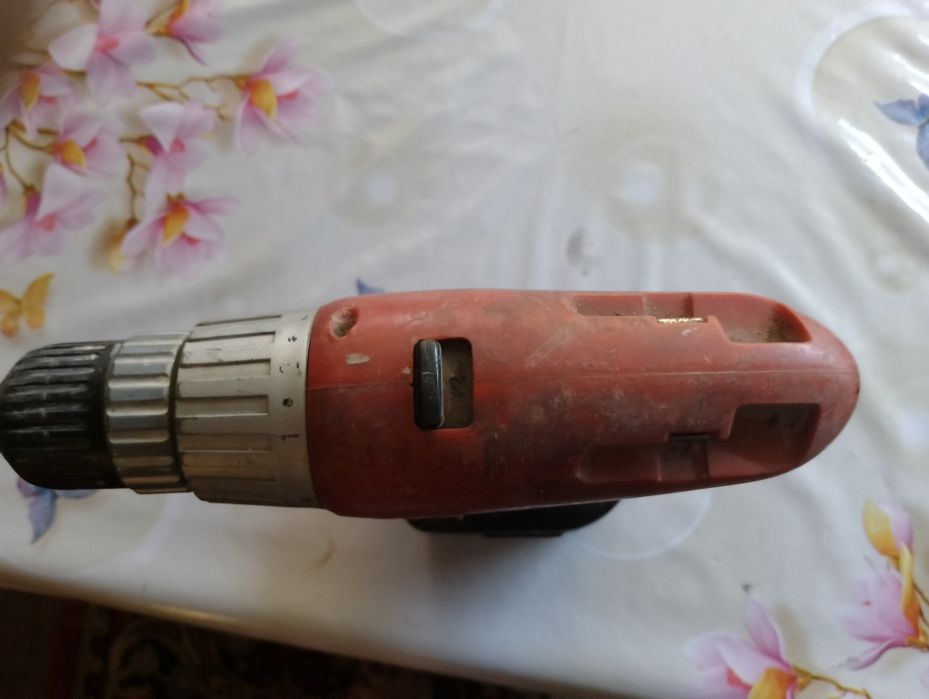 Продам шуруповерт