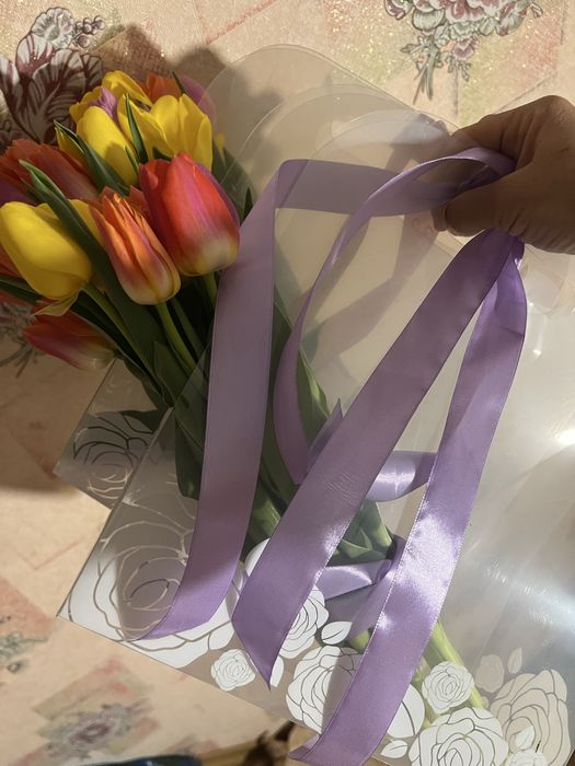 Свежие тюльпаны…