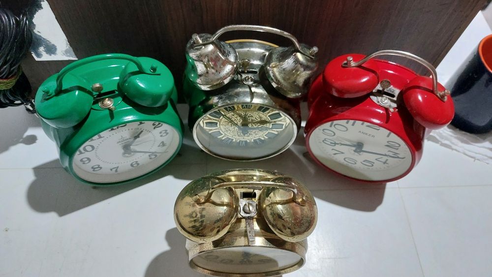 ceas de masă Aradora  Meister Anker
