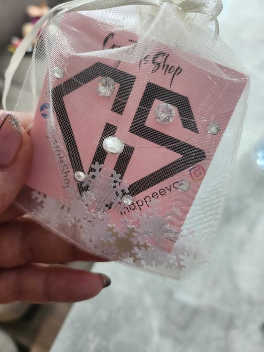 Гривни, колиета,обеци