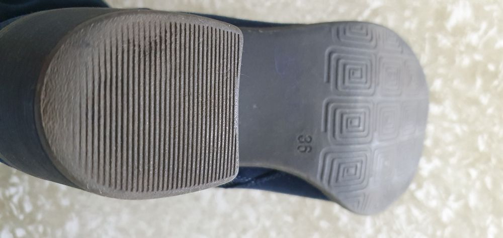 Cizme dama,piele intoarsa,masura 36.