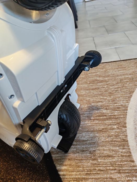 Детски електрически мотор VESPA GTS SUPER SPORT