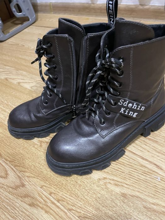 Продам ботинки демисезонные