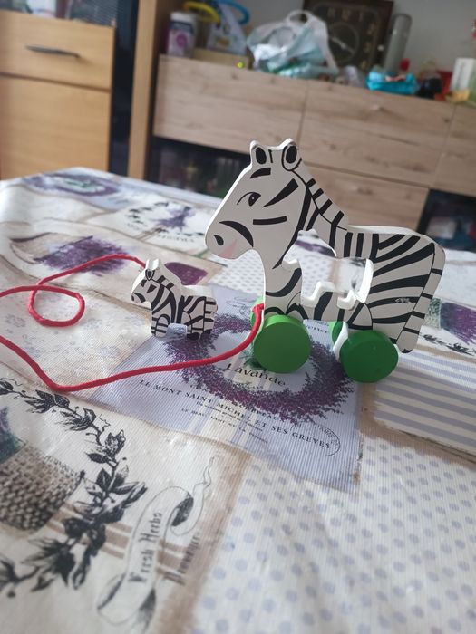 Дървен сортер, цветове и форми