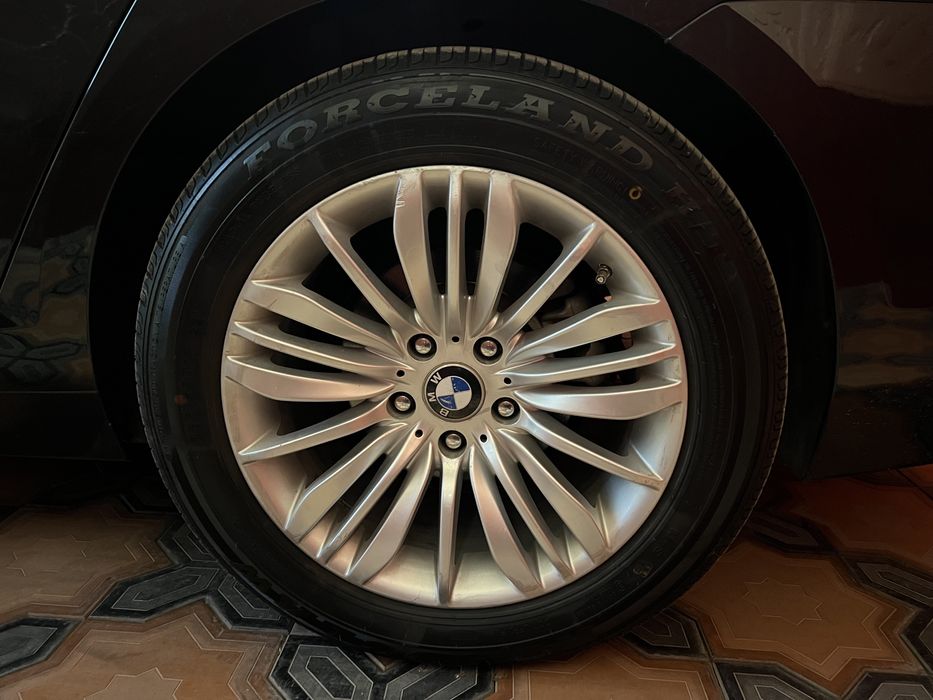 Chevrolet Malibu 1 / 2 позиция