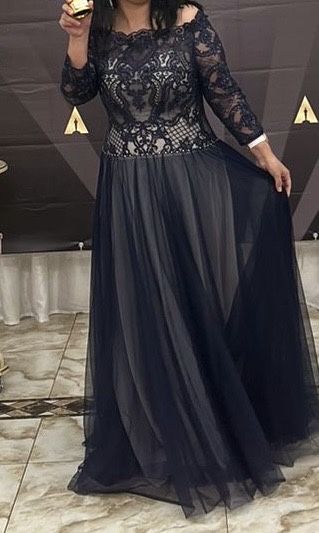 Платье очень красивое