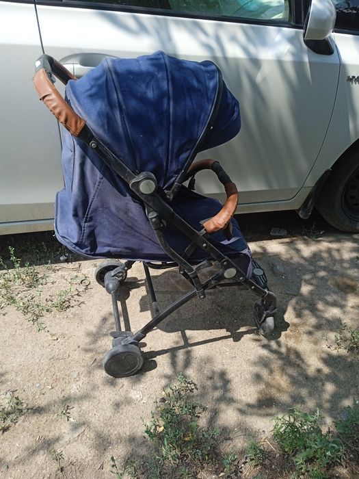 Коляска детская складывается