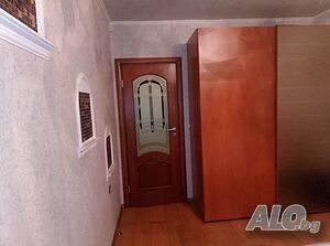 Продава се Тристаен апартамент в Бургас, Лазур - 94 кв.м за 2442 €/кв.м - Снимка #11