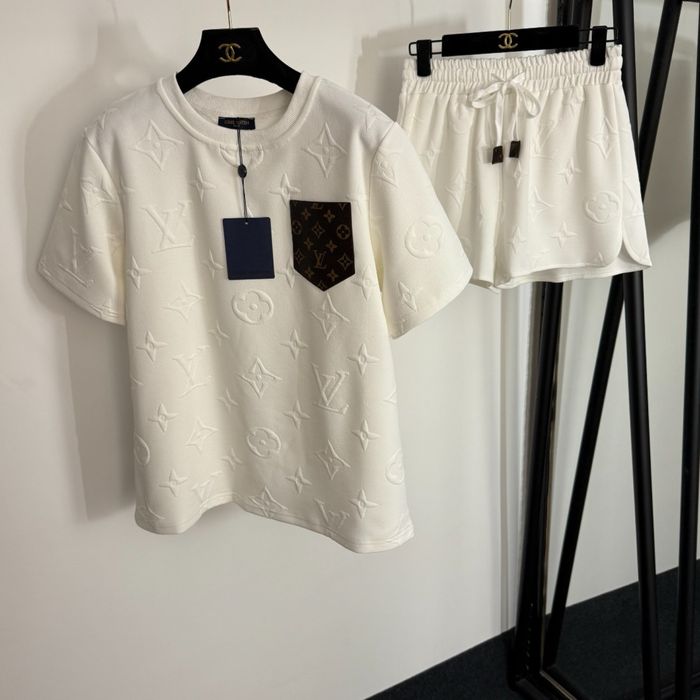 Екипчета Louis Vuitton