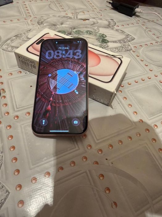 Продам Iphone 15
