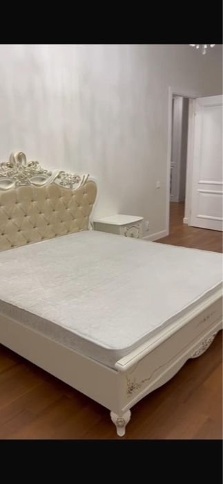 Матрас 180х200 в отличном состоянии