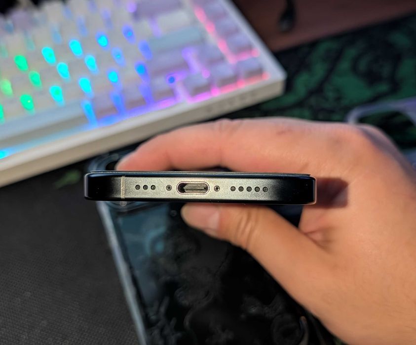 iPhone 16 pro, 128 gb 90% АКБ