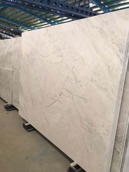 Травертин, Мрамор, Лаймстоун в наличии.