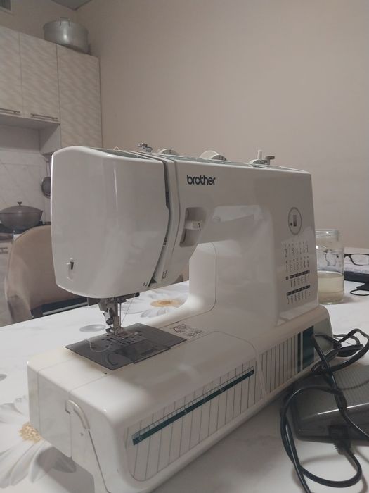 продам швейную машину