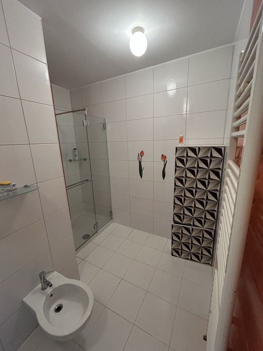 Inchiriez apartament 2 camere Magnolia Racadau