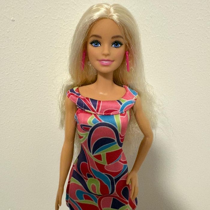 Păpușă Barbie Fashionistas originală
