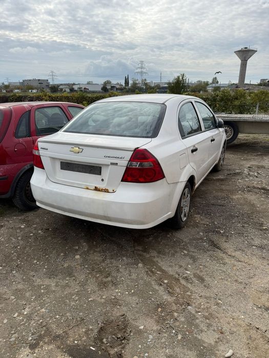 Bara fata Chevrolet Aveo 1.2i 1.4i 2010