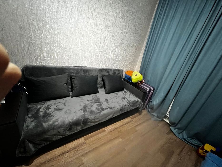 Продам диван есть торг
