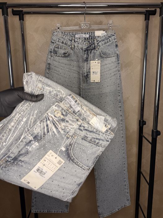 Blugi damă wide leg cu pietricele