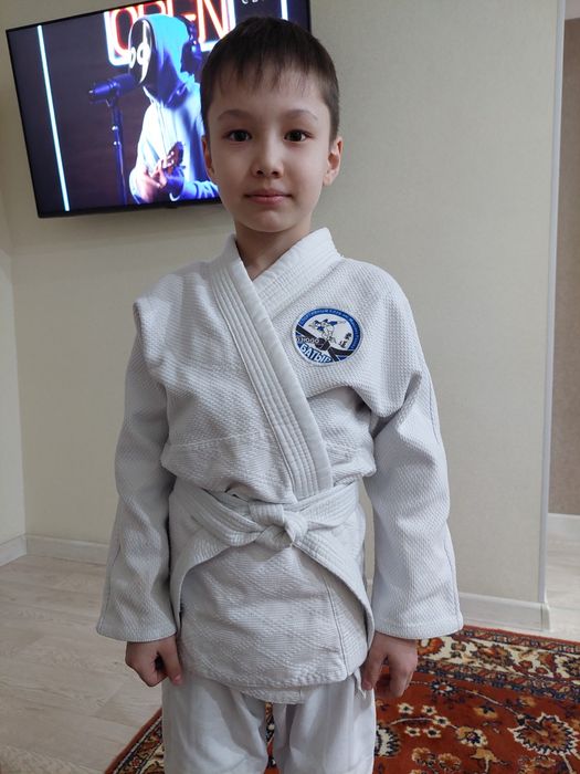 Продаю кимоно для дзюдо