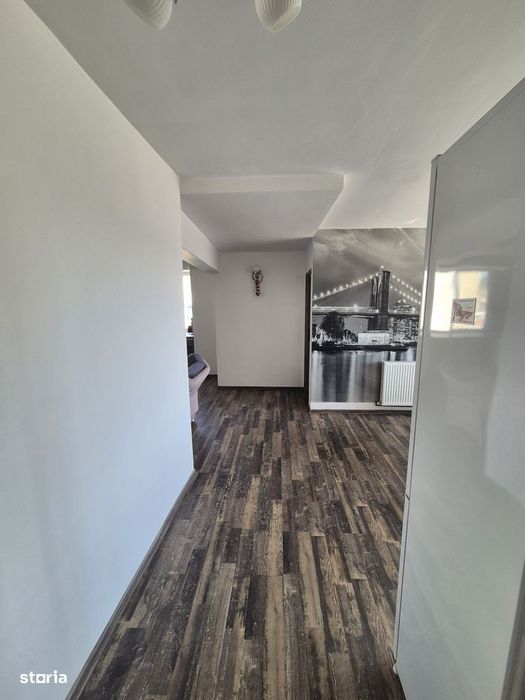Vand apartament in centru